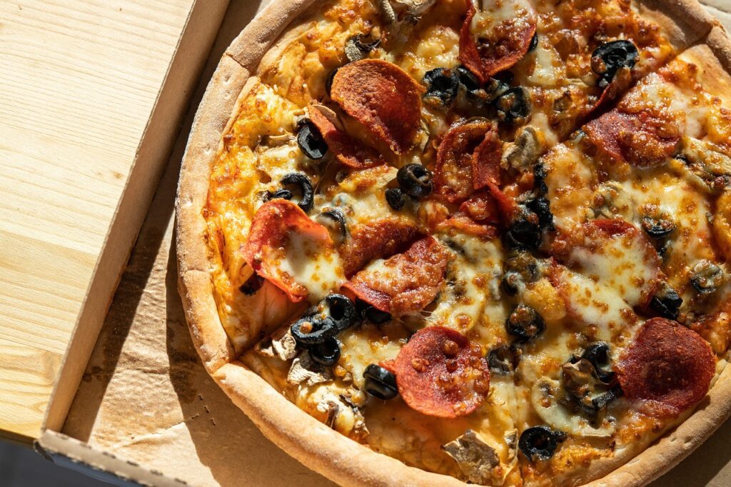 pizza, mozzarella, food, restaurant, dough, pizza dough, delicious, cheese, pizza pie, pizza slices, box, pizza box, box of pizza, freshly baked, pepperoni pizza, pepperoni, black olives, mushrooms, pizza box, pizza box, pizza box, pizza box, pizza box